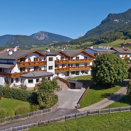 Hotel Viktoria Kastelruth Buitenkant foto