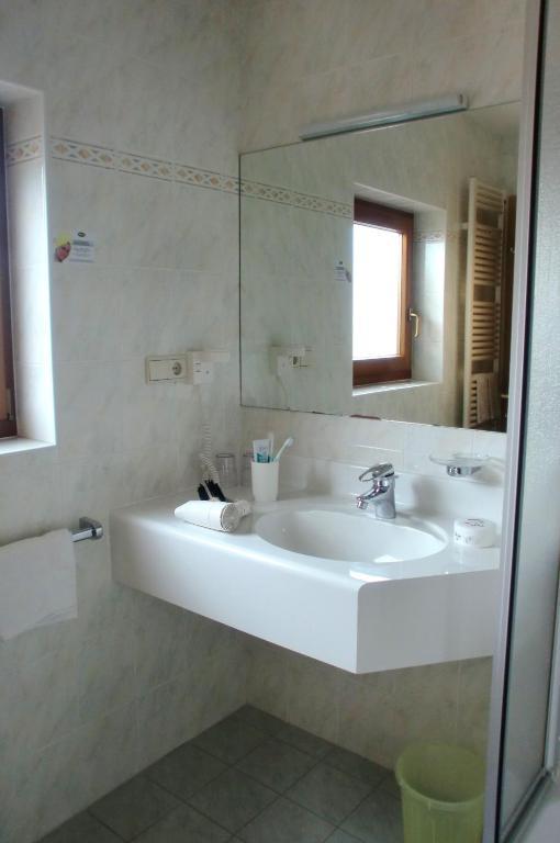 Hotel Viktoria Kastelruth Kamer foto