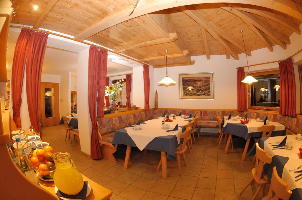 Hotel Viktoria Kastelruth Buitenkant foto